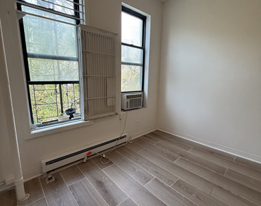 297 Troutman Street - Photo Thumbnail 6