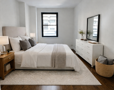 96 5th Avenue - Photo Thumbnail 1
