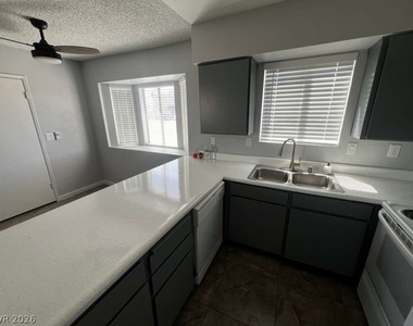 5662 E Lake Mead Boulevard - Photo Thumbnail 23