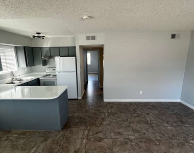 5662 E Lake Mead Boulevard - Photo Thumbnail 30