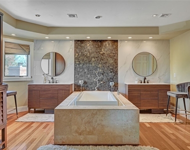 7001 Alamitos Circle - Photo Thumbnail 38