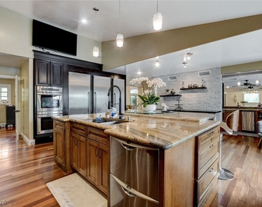 7001 Alamitos Circle - Photo Thumbnail 20