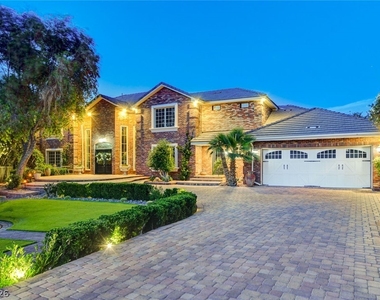 7001 Alamitos Circle - Photo Thumbnail 2