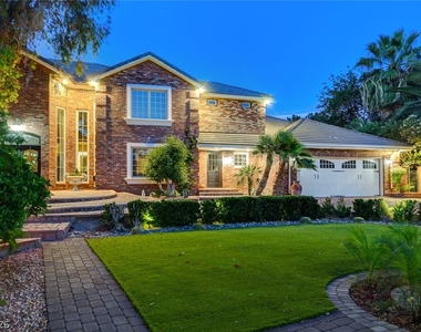 7001 Alamitos Circle - Photo Thumbnail 3