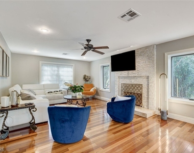 7001 Alamitos Circle - Photo Thumbnail 11
