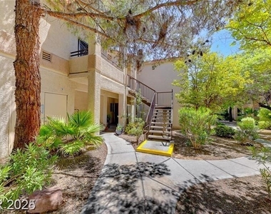 1830 N Buffalo Drive - Photo Thumbnail 3