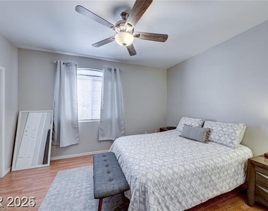1830 N Buffalo Drive - Photo Thumbnail 13
