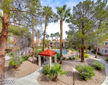 1830 N Buffalo Drive - Photo Thumbnail 19