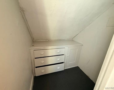 140 Parkridge Avenue - Photo Thumbnail 7