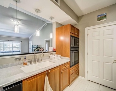 3275 Lenox Road Ne - Photo Thumbnail 7