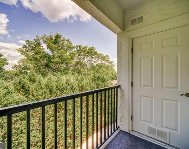 3275 Lenox Road Ne - Photo Thumbnail 37