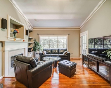 3275 Lenox Road Ne - Photo Thumbnail 15