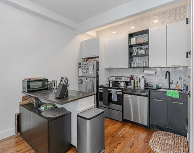 315 Bushwick Avenue - Photo Thumbnail 8