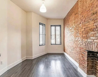 1066 Putnam Avenue - Photo Thumbnail 9