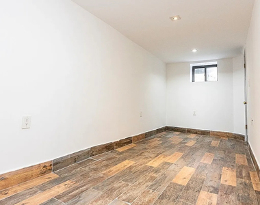 1066 Putnam Avenue - Photo Thumbnail 5