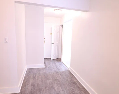 132-25 Maple Avenue - Photo Thumbnail 2
