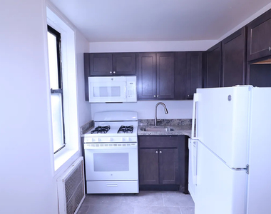 132-25 Maple Avenue - Photo Thumbnail 14