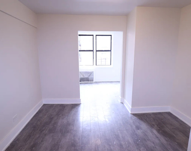 132-25 Maple Avenue - Photo Thumbnail 6