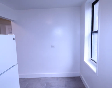 132-25 Maple Avenue - Photo Thumbnail 5