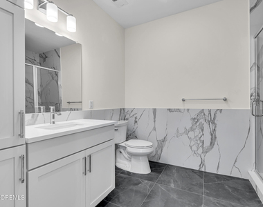 19 Carr Avenue - Photo Thumbnail 6