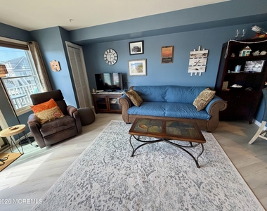1810 Central Avenue - Photo Thumbnail 11
