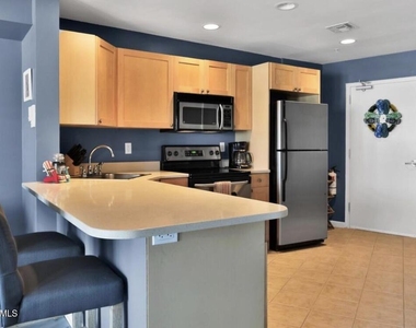 1810 Central Avenue - Photo Thumbnail 9