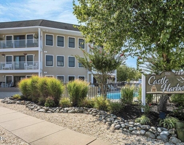 1810 Central Avenue - Photo Thumbnail 2