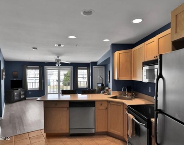 1810 Central Avenue - Photo Thumbnail 6