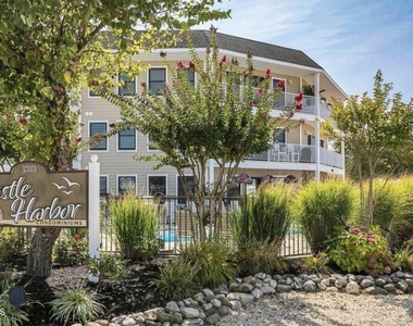 1810 Central Avenue - Photo Thumbnail 1