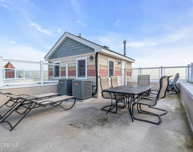 21 Blaine Avenue - Photo Thumbnail 26