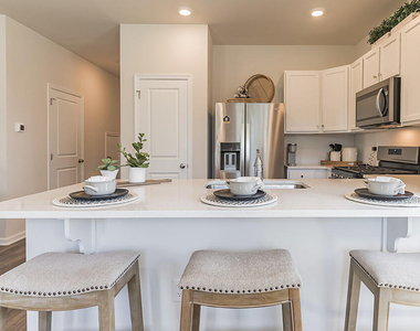 92 Arlotta Street - Photo Thumbnail 8