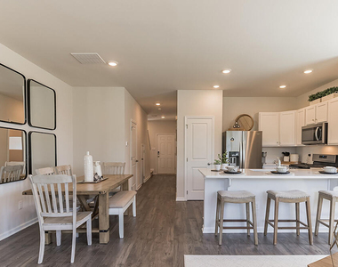 92 Arlotta Street - Photo Thumbnail 14