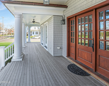 101 Tuttle Avenue - Photo Thumbnail 2