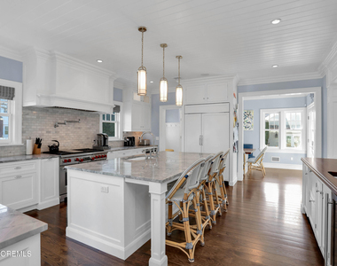 101 Tuttle Avenue - Photo Thumbnail 14