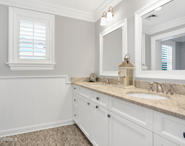 101 Tuttle Avenue - Photo Thumbnail 35