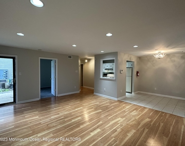 143 Tanglewood Place - Photo Thumbnail 5