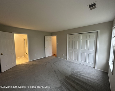 143 Tanglewood Place - Photo Thumbnail 12
