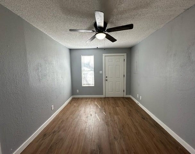 615 W Coffin Street - Photo Thumbnail 3