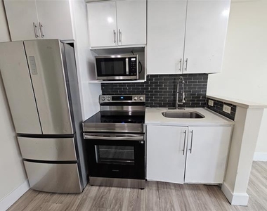 4806 Virginia Avenue - Photo Thumbnail 4