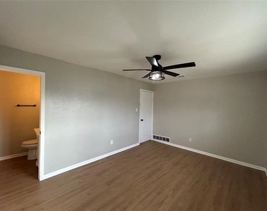 5929 Gayle Drive - Photo Thumbnail 21