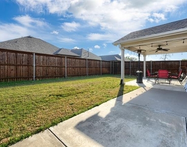 616 Smokebrush Street - Photo Thumbnail 33
