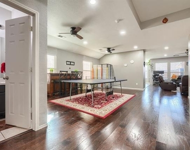 616 Smokebrush Street - Photo Thumbnail 3