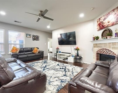 616 Smokebrush Street - Photo Thumbnail 6