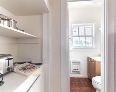 324 W Canty Street - Photo Thumbnail 5