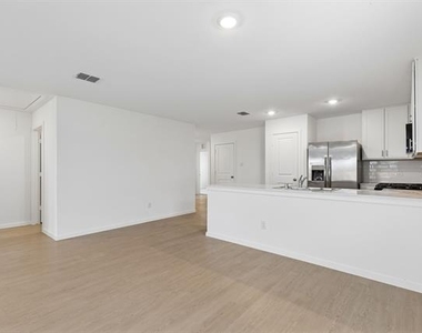 216 Asterwood Lane - Photo Thumbnail 19