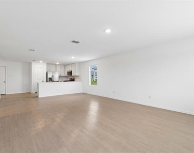 216 Asterwood Lane - Photo Thumbnail 23