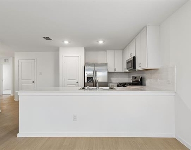 216 Asterwood Lane - Photo Thumbnail 18