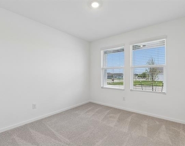 216 Asterwood Lane - Photo Thumbnail 4