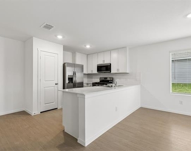 216 Asterwood Lane - Photo Thumbnail 17