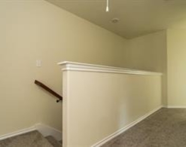 690 Union Street - Photo Thumbnail 11